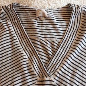 Anthropologie Tops - Anthropologie 9-H15 STCL brand sz. XS flowy top Anthropologie Tops - Anthropologie 9-H15 STCL brand sz. XS flowy top